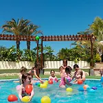 Hotel Gran Oasis 4*