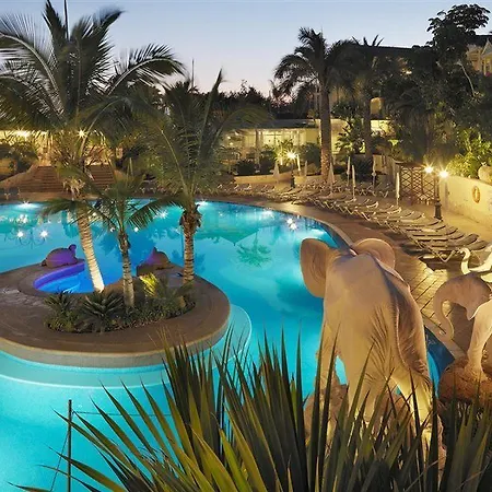 Hotel Gran Oasis 4*