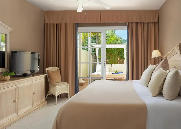 Gran Oasis Hotell 4*