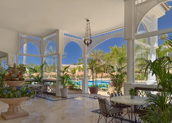 Gran Oasis Hotell 4*